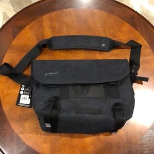 Timbuk2 Classic Messenger Bag Classic Black NWT